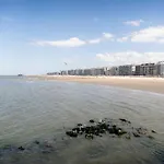 Ocean Dream With Seaview By Interhome *